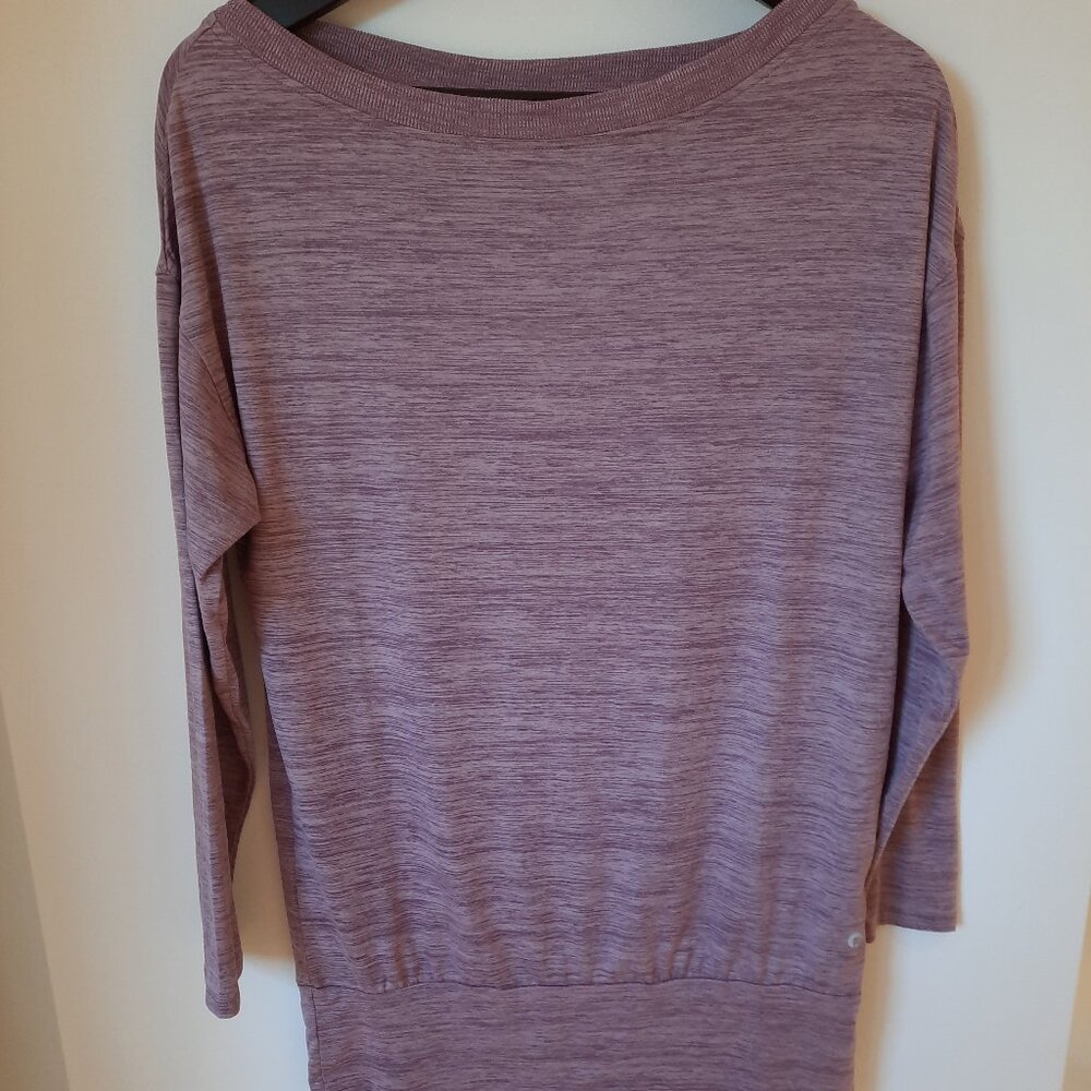 Hyba long sleeved athletic top, Size XS